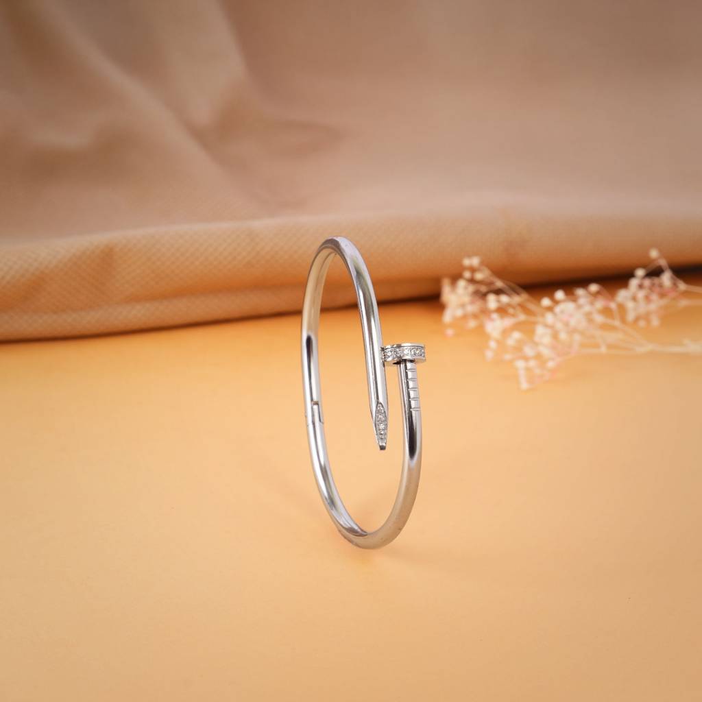 Nail Bangle Bracelet : SSBR11