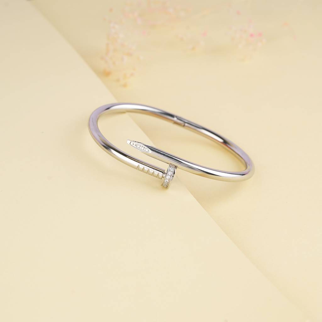Nail Bangle Bracelet : SSBR11