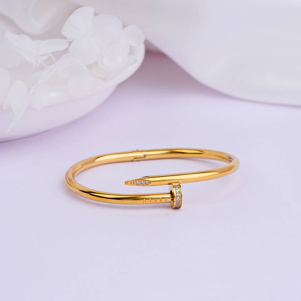 Nail Bangle Bracelet : SSBR9