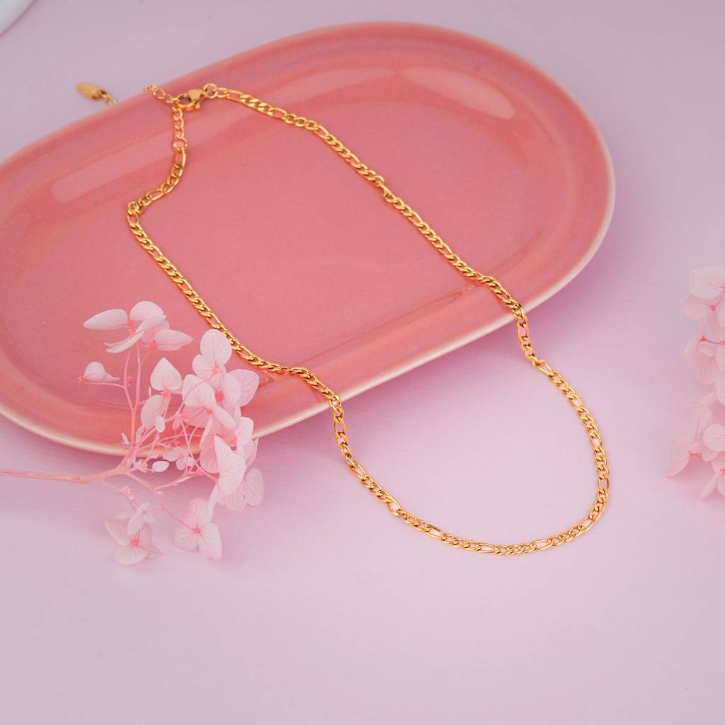 Struck Gold Classic Figaro Chain Necklace : SSNC20