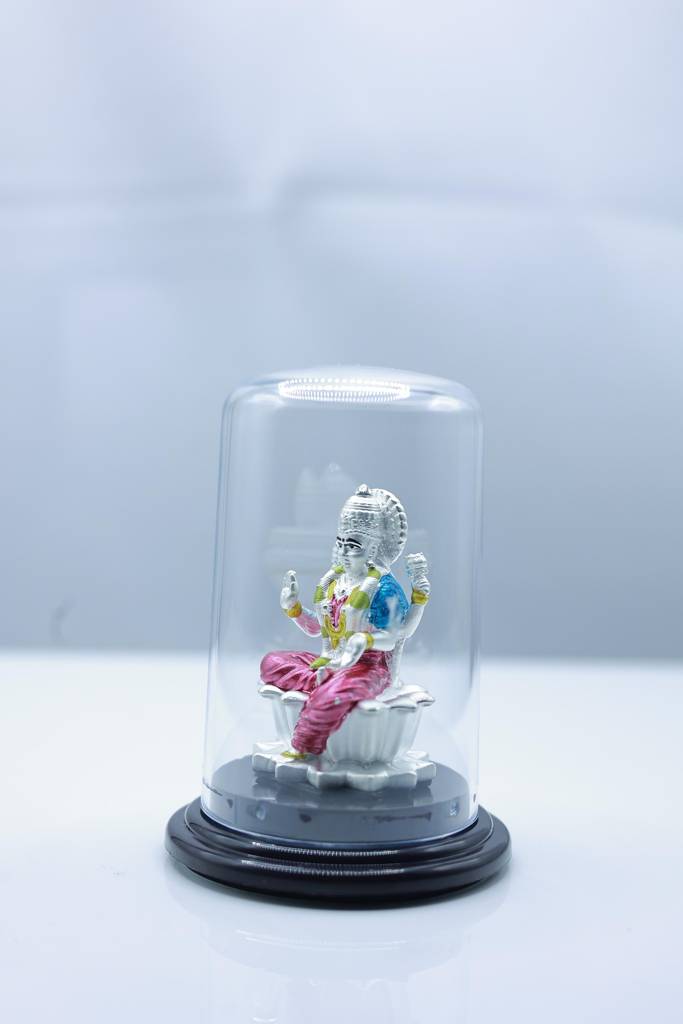 999 Pure Silver Goddess Lakshmi Idol With Glass Dome Display-Sss-Id-Ef-019 : SSS-ID-EF-019