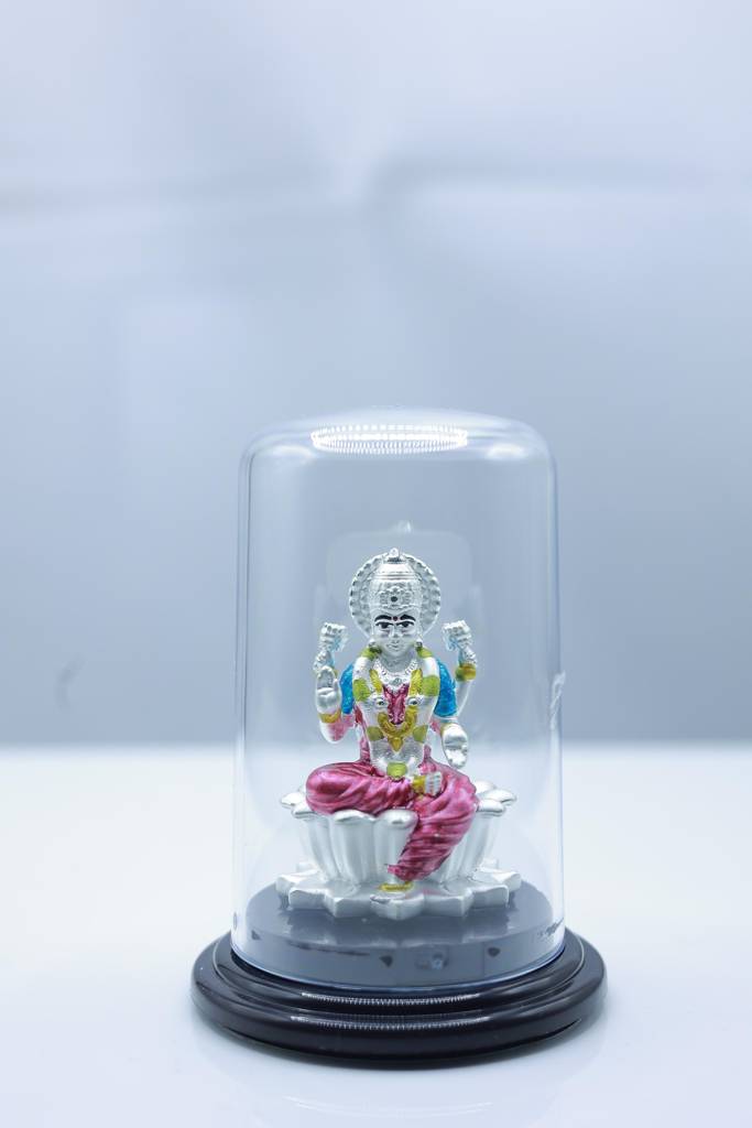 999 Pure Silver Goddess Lakshmi Idol With Glass Dome Display-Sss-Id-Ef-019 : SSS-ID-EF-019