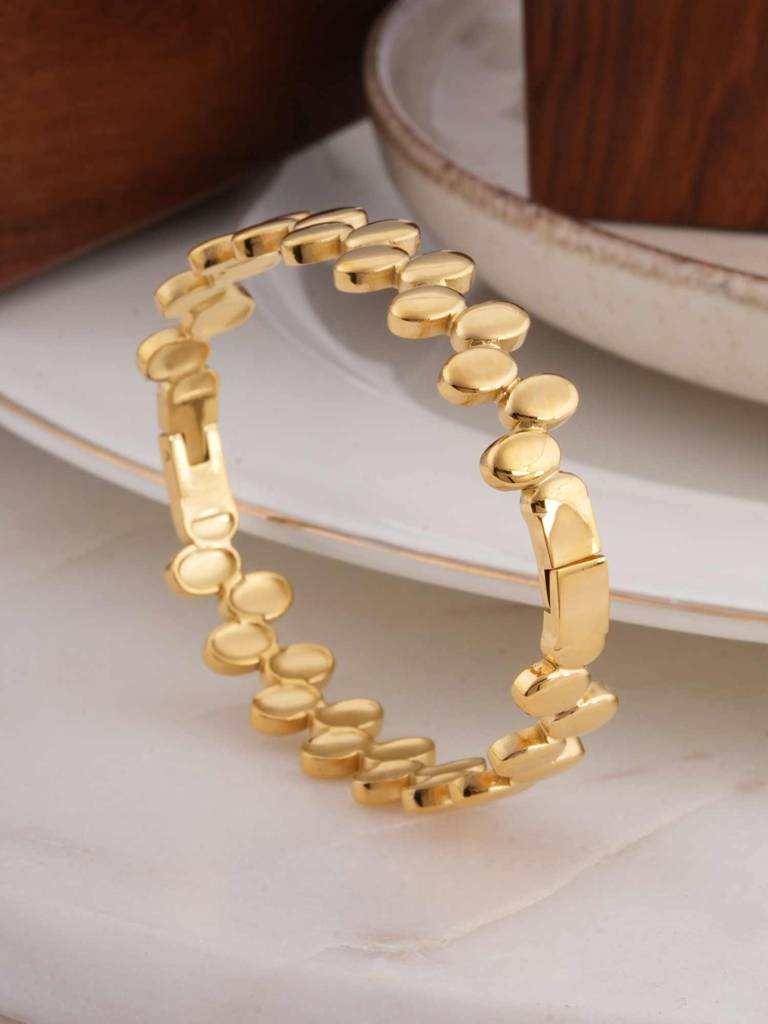 Elegant Gold Bangle Bracelet For Womens - Waterproof & Anti-Tarnish : SSWBR0310
