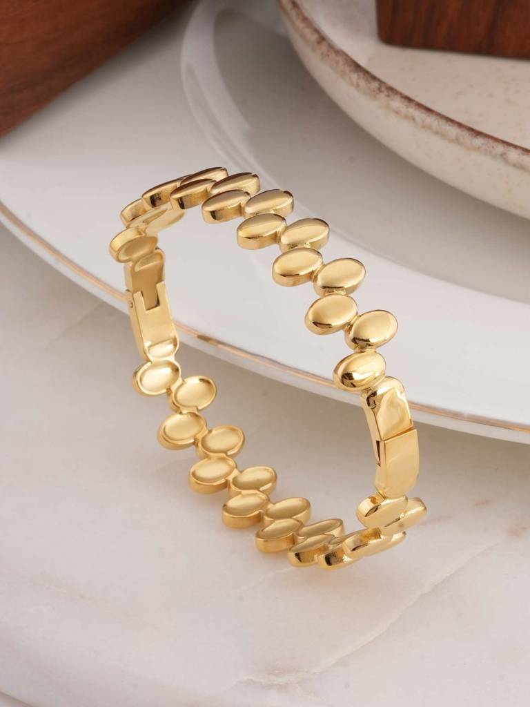 Elegant Gold Bangle Bracelet For Womens - Waterproof & Anti-Tarnish : SSWBR0310