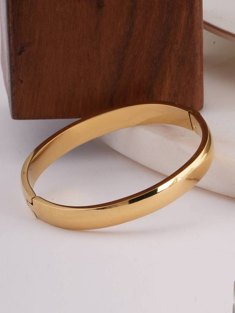 Plain Gold Bangles Bracelet For Womens - Waterproof & Anti-Tarnish : SSWBR0317