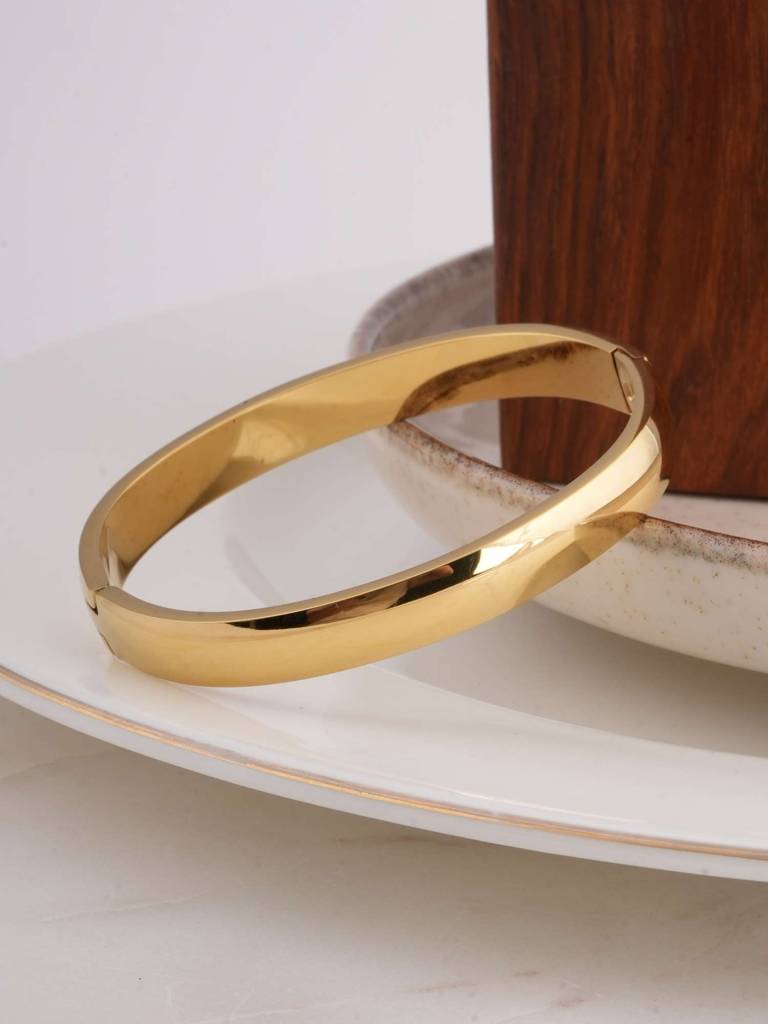 Plain Gold Bangles Bracelet For Womens - Waterproof & Anti-Tarnish : SSWBR0317