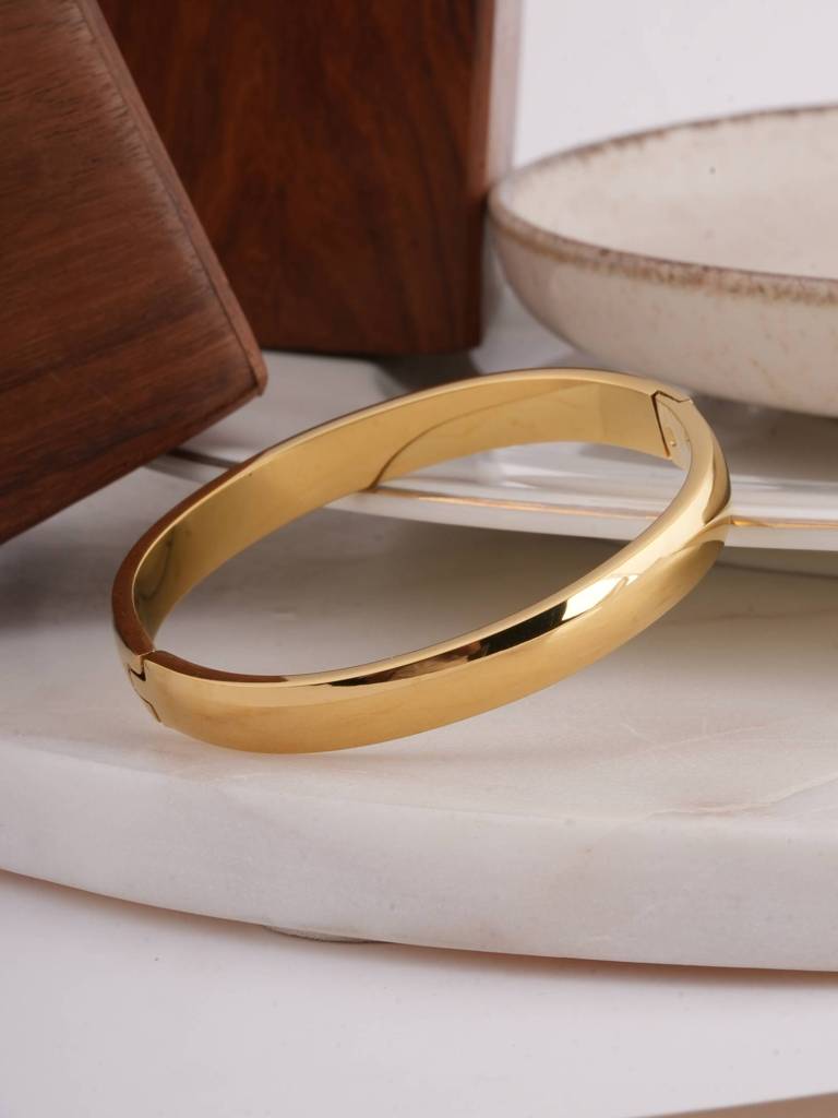 Plain Gold Bangles Bracelet For Womens - Waterproof & Anti-Tarnish : SSWBR0317