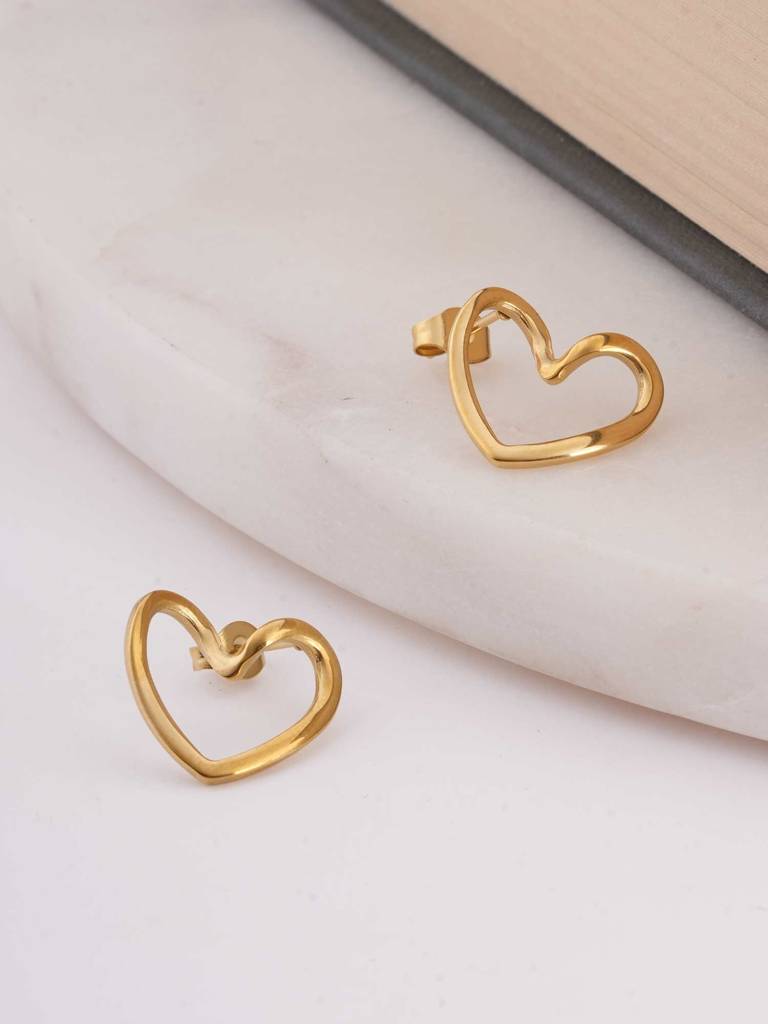 Heart Shaped Stud Earrings For Womens - Waterproof & Anti-Tarnish : SSWER0519