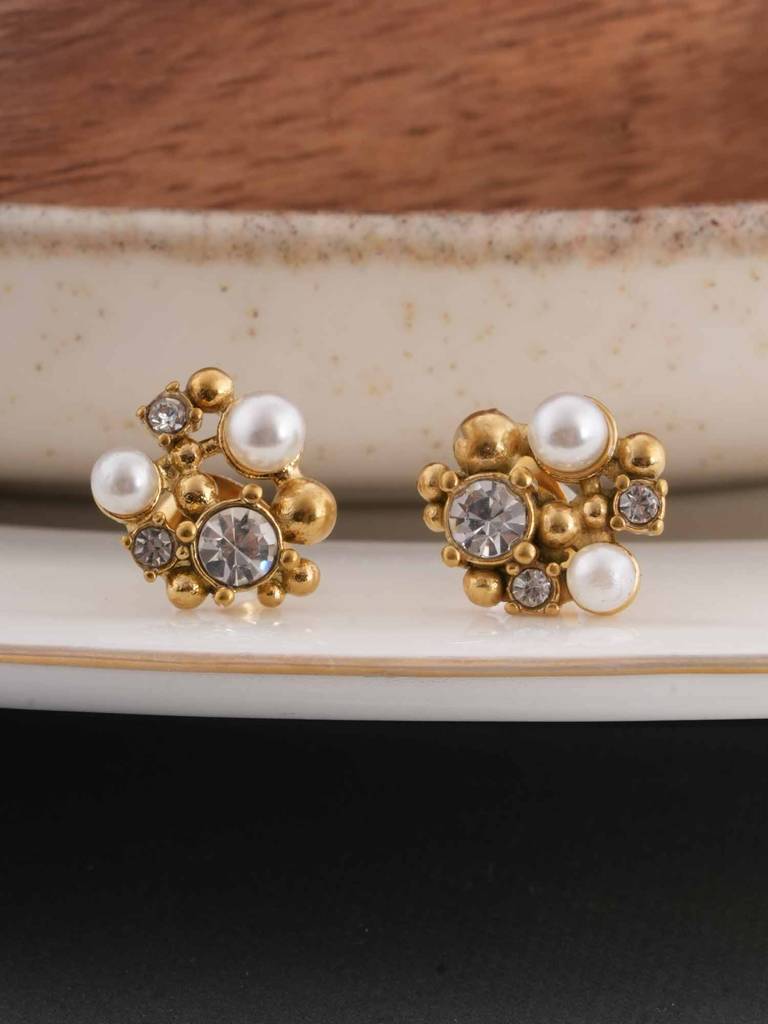 Vintage Style Pearl And Crystal Studs For Womens - Waterproof & Anti-Tarnish : SSWER0521