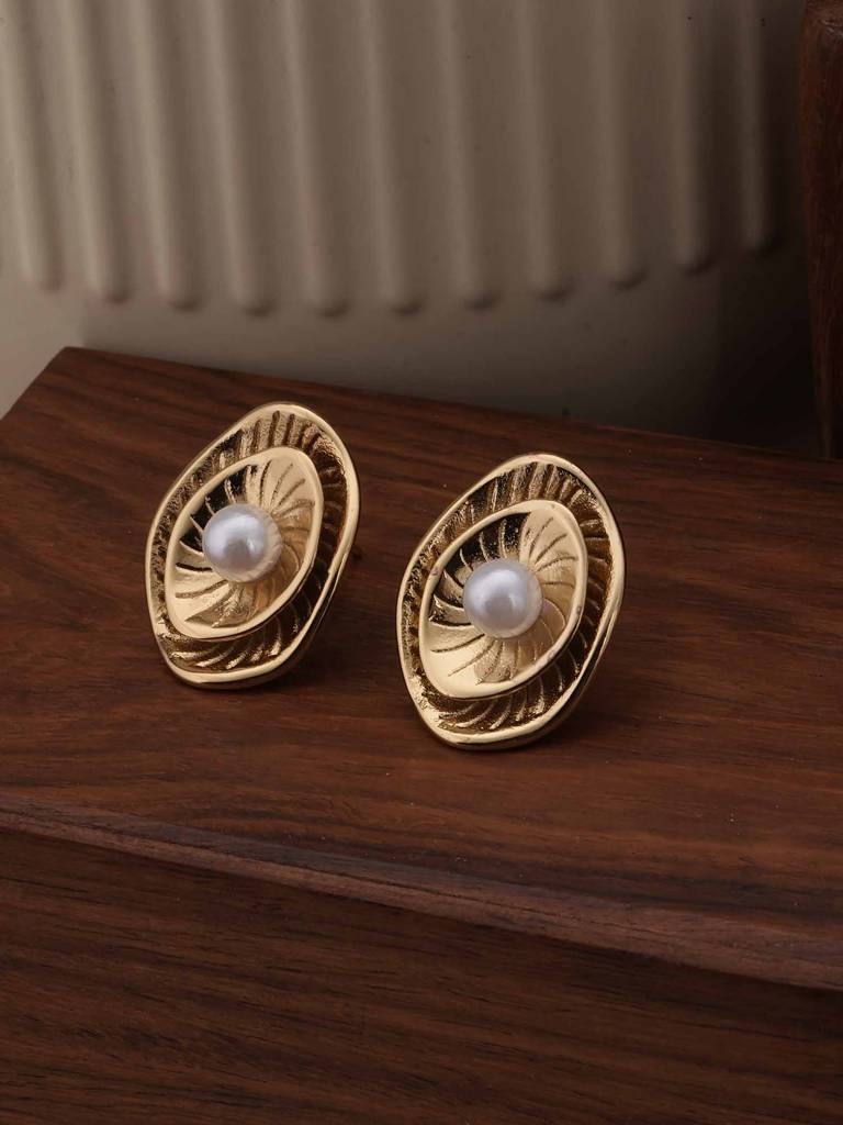 Golden Shell Pearl Studs For Womens - Waterproof & Anti-Tarnish : SSWER0564
