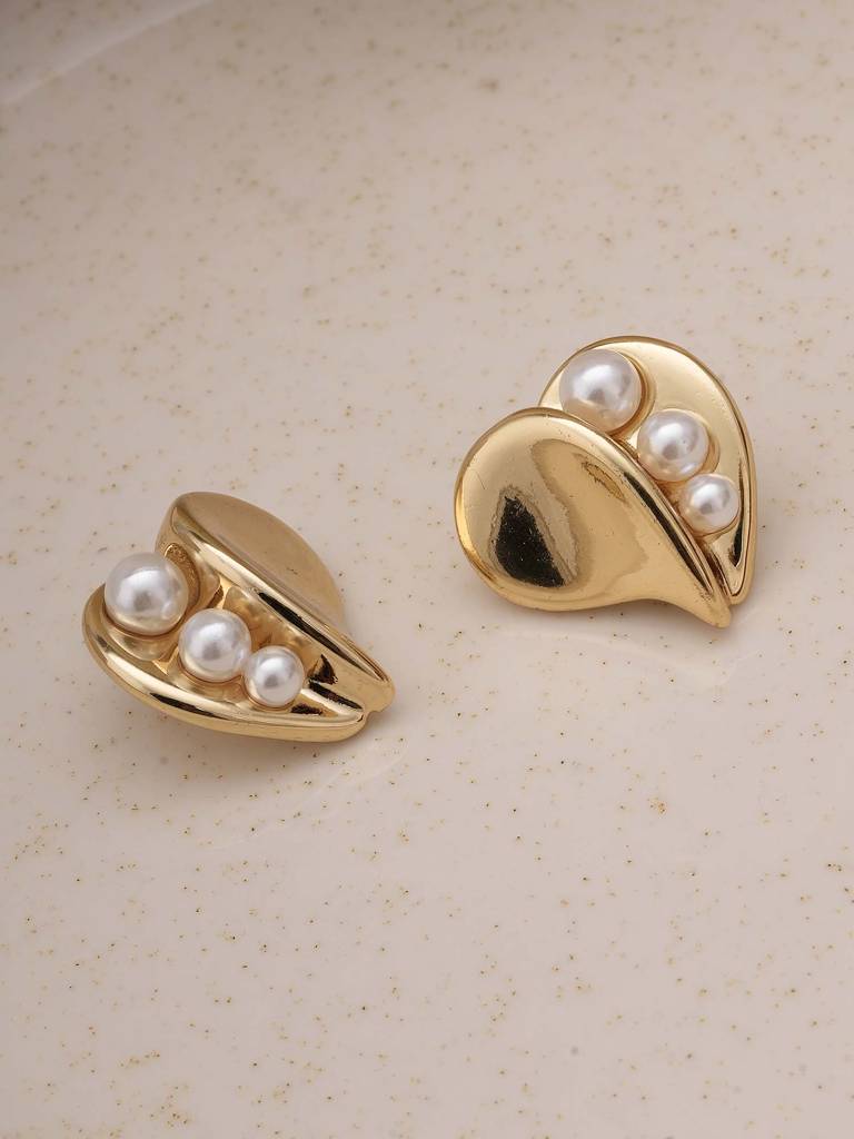 Gilded Heart Pearl Earrings For Womens - Waterproof & Anti-Tarnish : SSWER0566