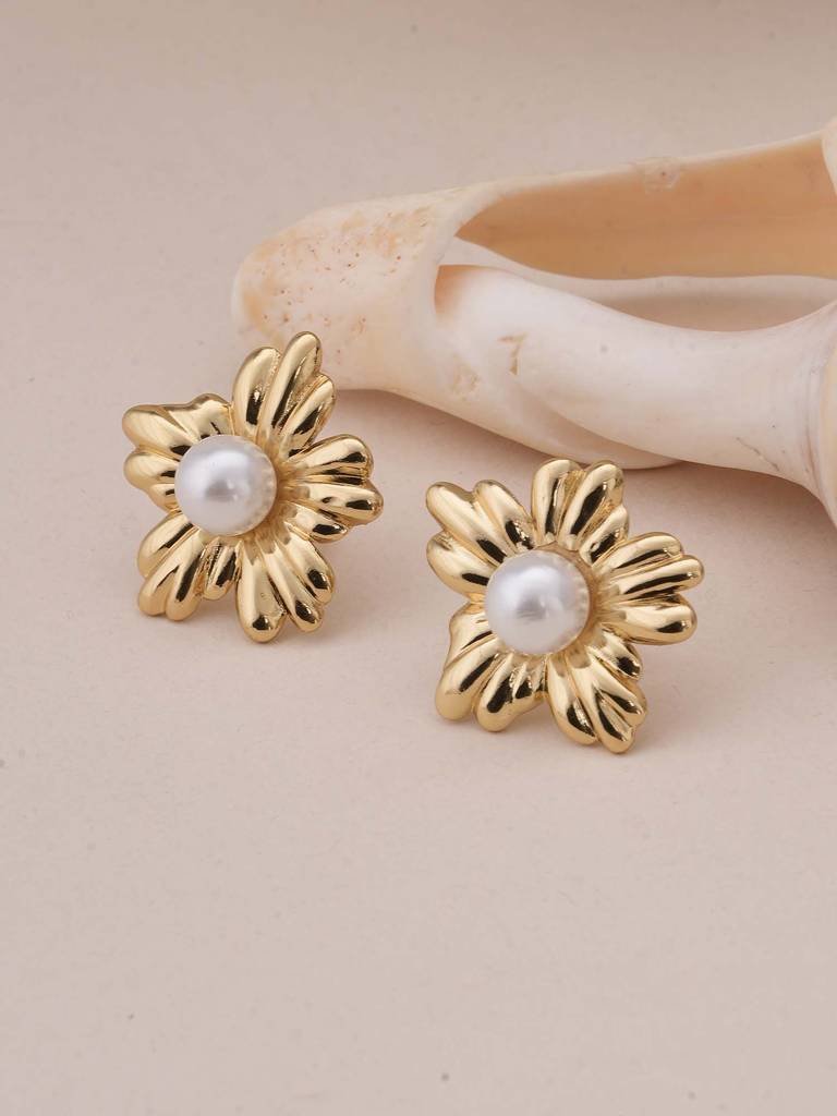 Golden Bloom Pearl Earrings For Womens - Waterproof & Anti-Tarnish : SSWER0567