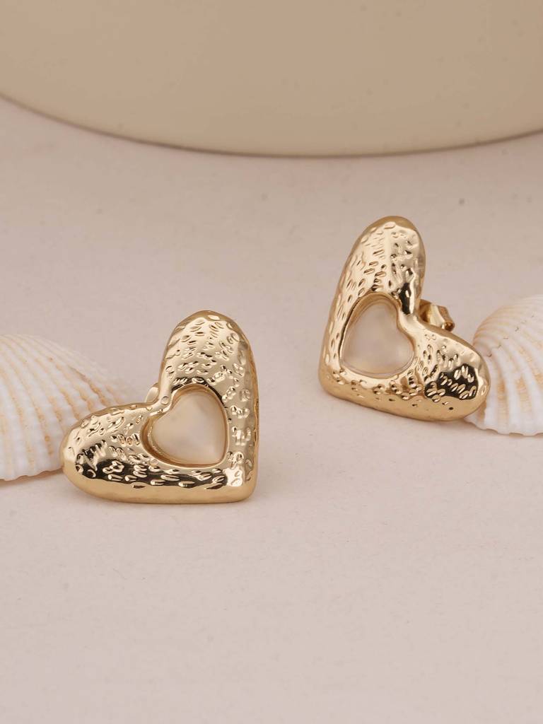 Vintage Gold Heart Studs For Womens - Waterproof & Anti-Tarnish : SSWER0573