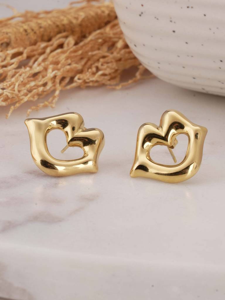 Chic Lips Stud Earrings For Womens - Waterproof & Anti-Tarnish : SSWER0619