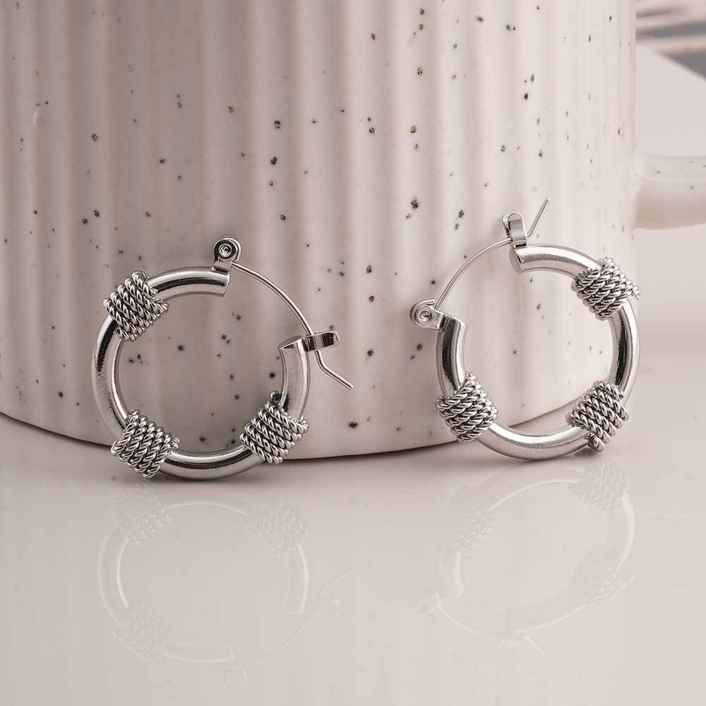 Lustre Links Silver Hoop Earrings For Womens - Waterproof & Anti-Tarnish : SSWER0702