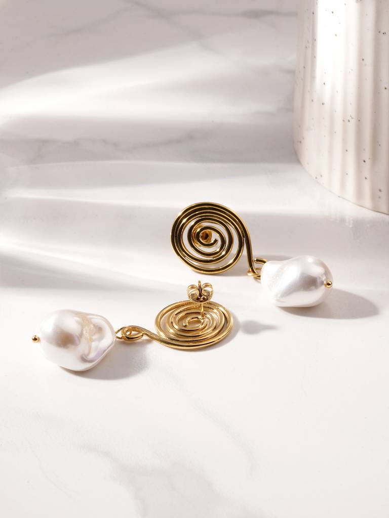 Swirl Pearl Drop Earrings For Women : SSWER0908