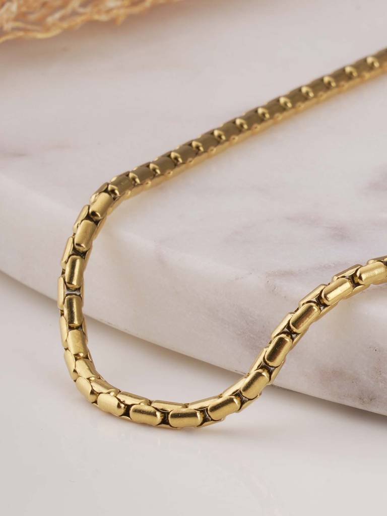 Golden Majesty Chain For Womens - Waterproof & Anti-Tarnish : SSWNC0334