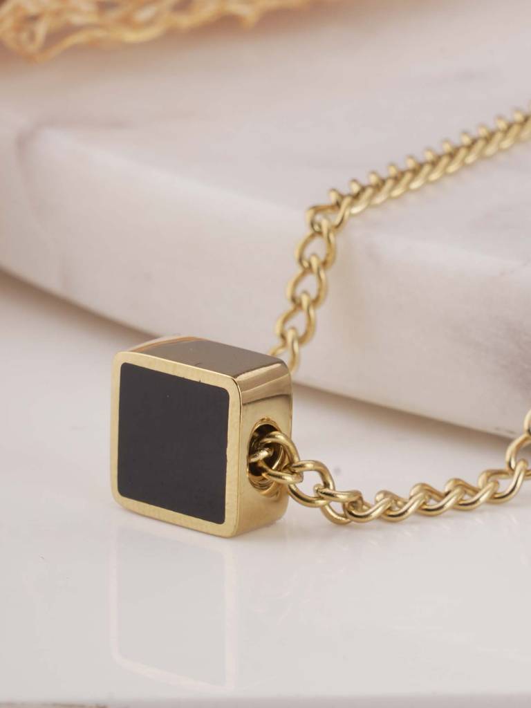 Shadow Gem Elegance Necklace For Womens - Waterproof & Anti-Tarnish : SSWNC0337