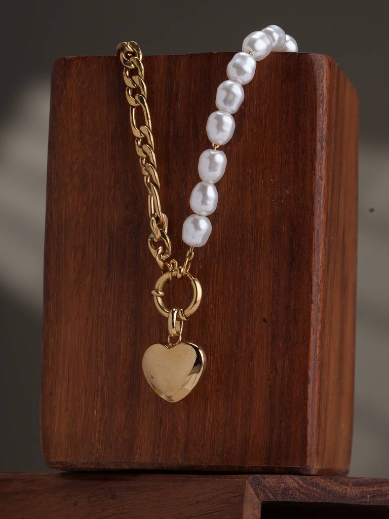 Harmony In Contrast Necklace For Womens - Waterproof & Anti-Tarnish : SSWNC0359
