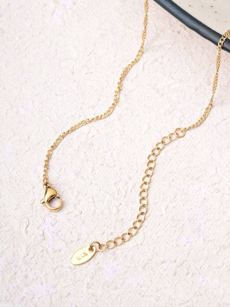 Classic Gold Round Pendant For Women : SSWNC0585