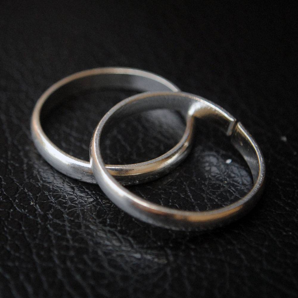 Sleek Silver Adjustable Sterling Silver Toe Ring : STR005