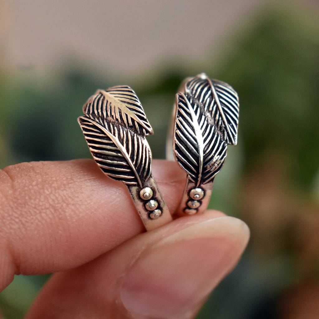 Leaf Motif Adjustable Sterling Silver Toe Ring : STR013