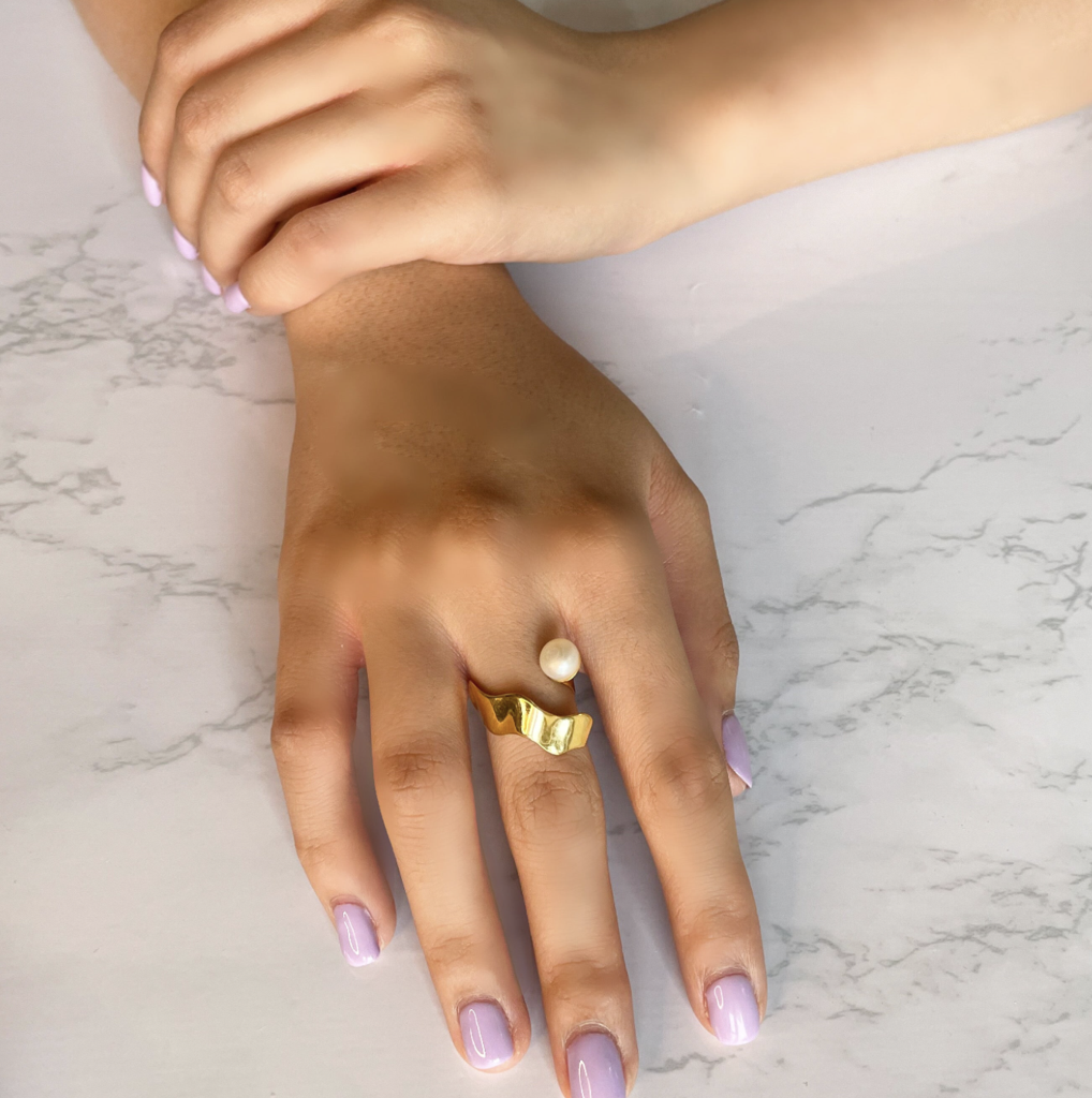 Pearl Climber Ring : SARI60