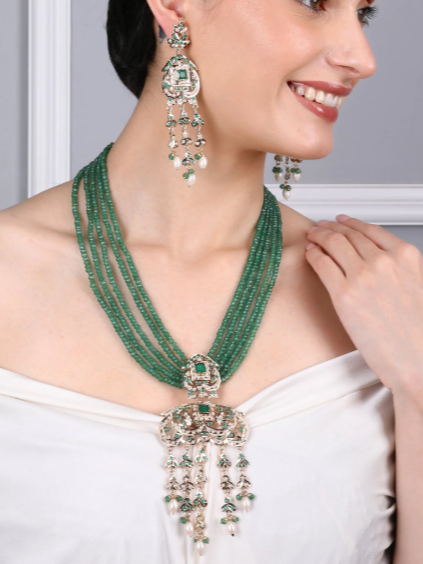 Heritage Jadau Necklace With Emerald Green Beads : RMQJ0240