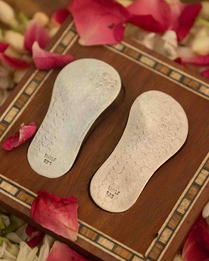 Shri Ram Shubh Charan Paduka : SRC1