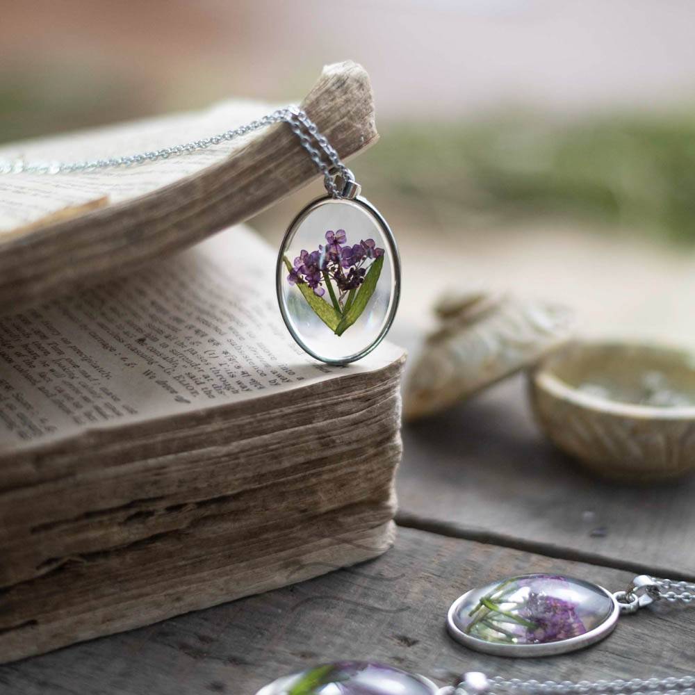 Spell Of Purple Necklace : LA-FF-SA-N-01