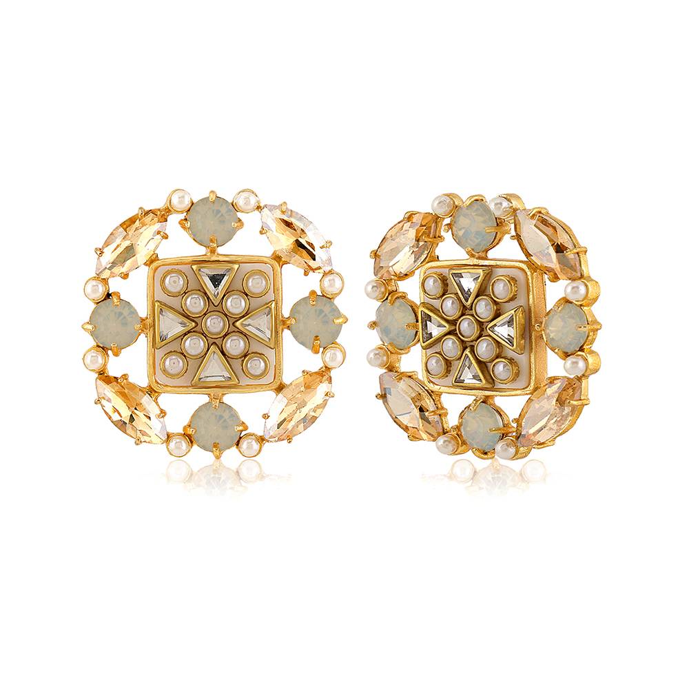 Suhaaya Mini Studs