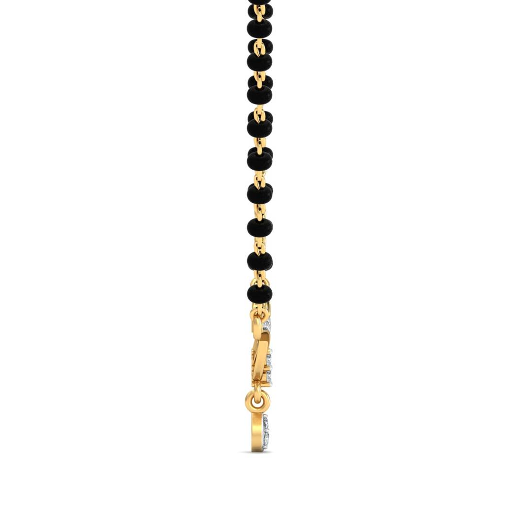 KuberBox 18K Yellow Gold Lavanya Tanmaniya
