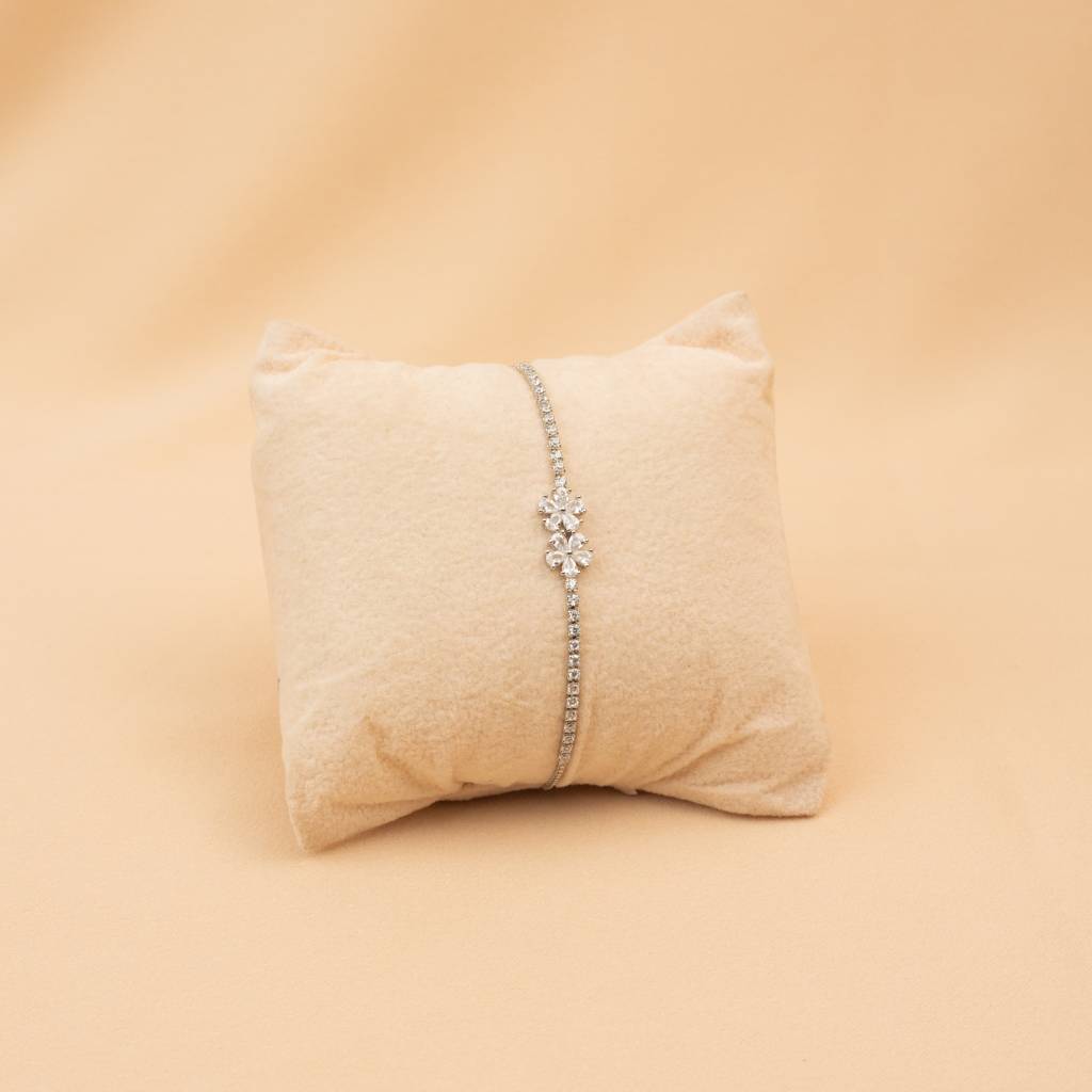 The Bloom Bracelet : TB18