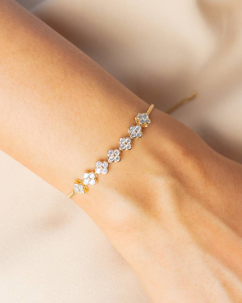 Seven Blooms Bracelet : TB19