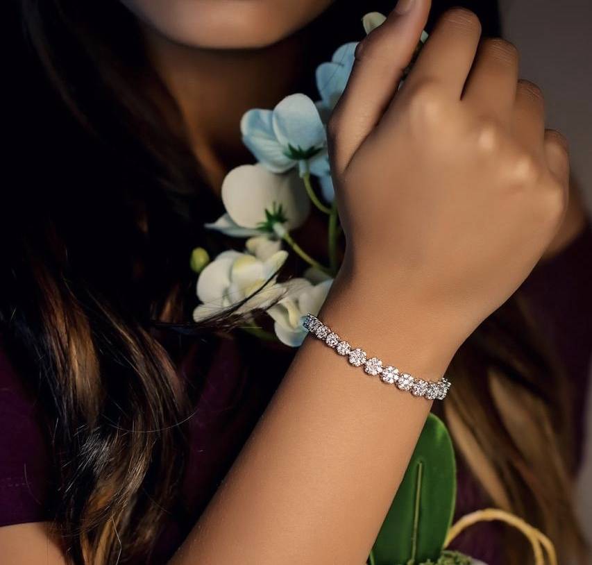 American Diamond Pressure Setting Flexible Zina Bracelet On Pure 925 Silver : TB4104