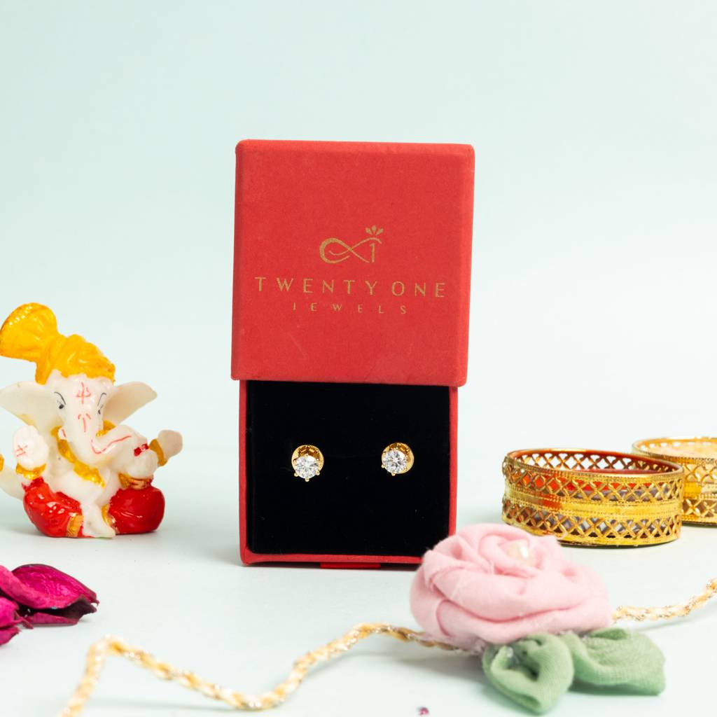 50 Cents Each Solitaire Studs With Premium Screw Backs : TE2163