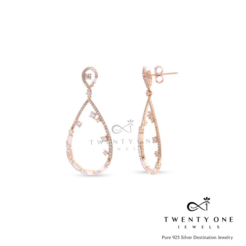 Champage Gold Drop Cera Party Long Earrings : TE2251