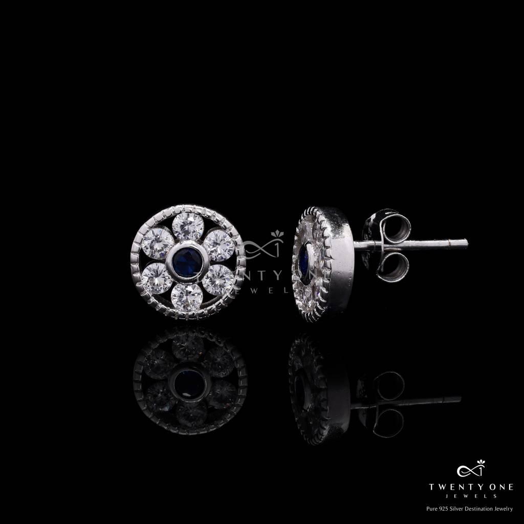 Dana Studs With Push Back On Pure 925 Silver. : TE2325