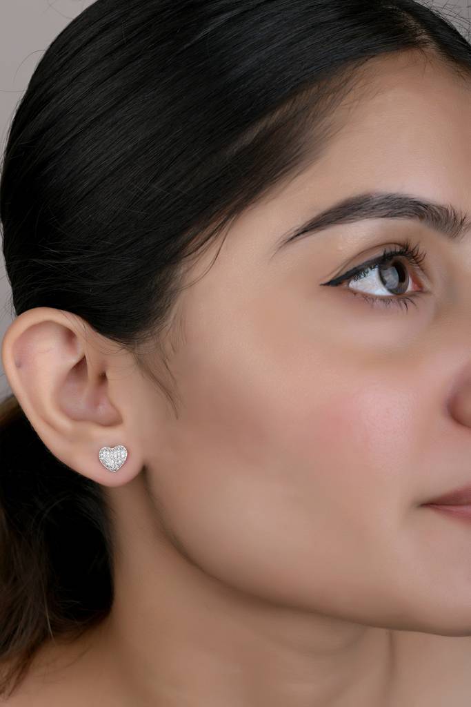 Alicia Heart Diamond Studs On Pure 925 Silver : TE2339