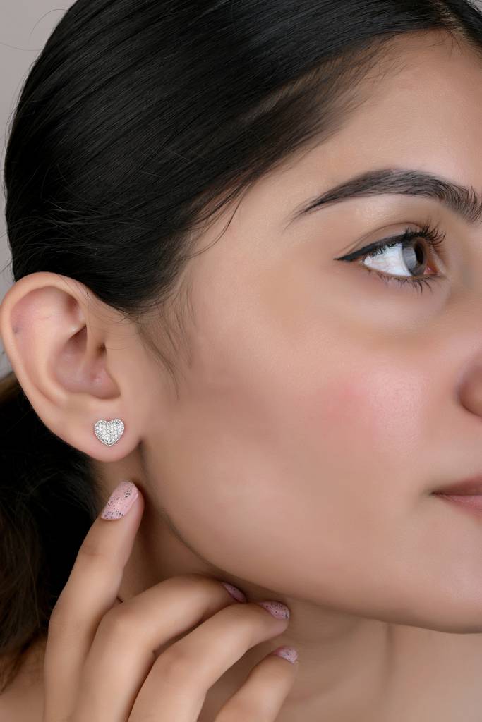 Alicia Heart Diamond Studs On Pure 925 Silver : TE2339