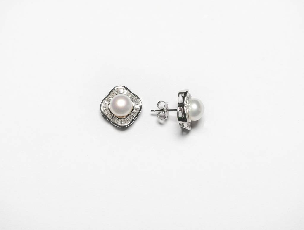 Steffy Fresh Water Pearl Studs On Pure 925 Silver : TE2359