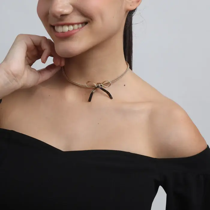 Tfc Cute Bow Tie Gold Plated Necklace : 20324
