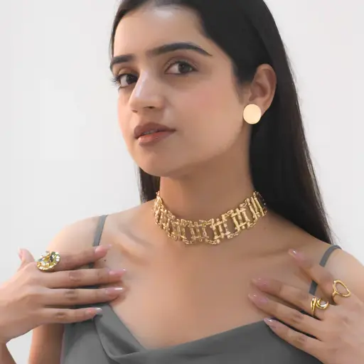 Tfc Squeezy Squish Gold Plated Choker Necklace : 20019