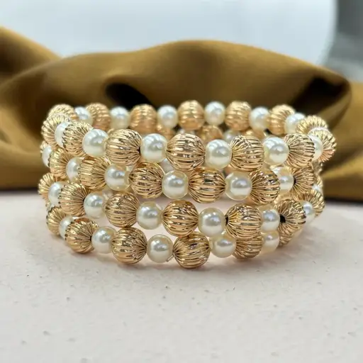 Tfc Tiny Vortex And Pearl Stacked Bracelet : 40061