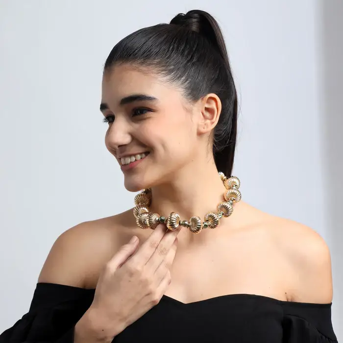 Tfc Vortex Bold Bead And Black Pearl Gold Plated Necklace : 20189