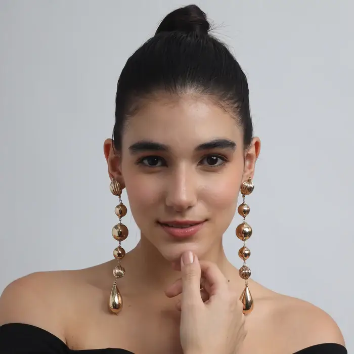 Tfc Vortex Drop Bold Bead Shoulder Duster Gold Plated Earrings : 10387