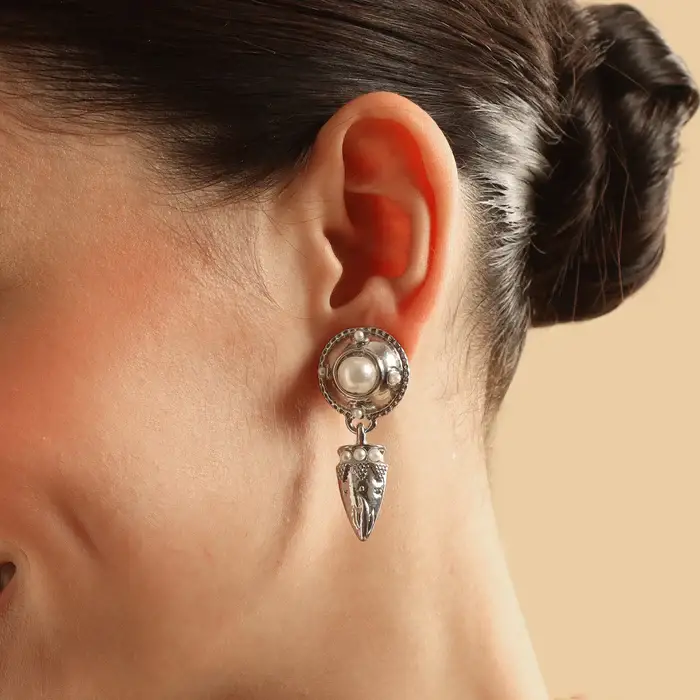 Tfc 18K Glamour Nova Plated Dangler Earrings : 10102