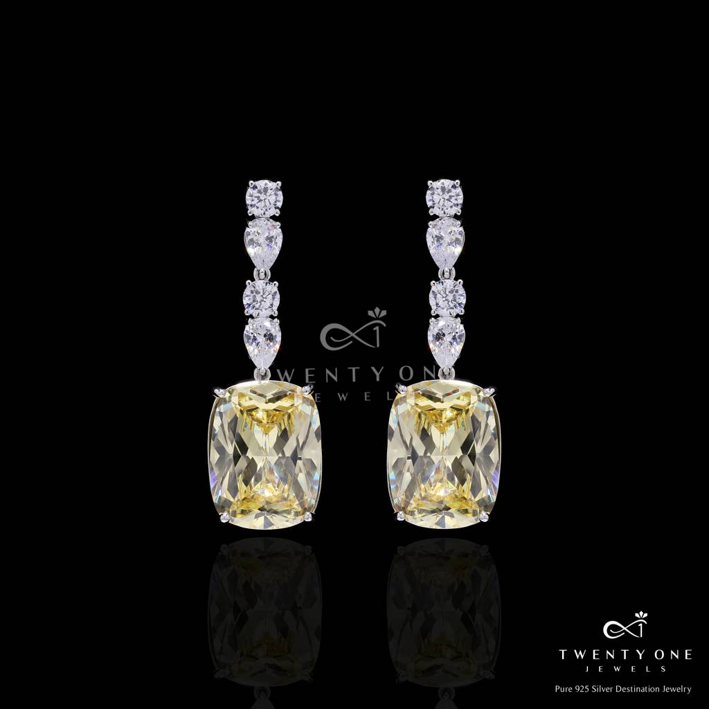 Ultra Premium Yellow Diamond Luxury Necklace Set With Round Cut And Drop Solitaires : TNS9113