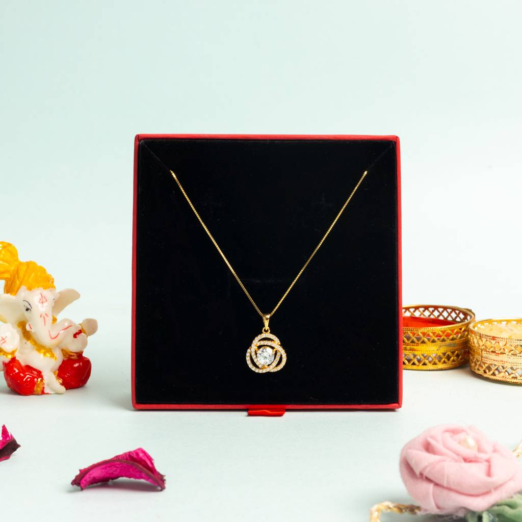 Gold Finish Intertwined Fauzia 50 Cents Solitaire Pendant With Chain On Pure 925 Silver : TP5104