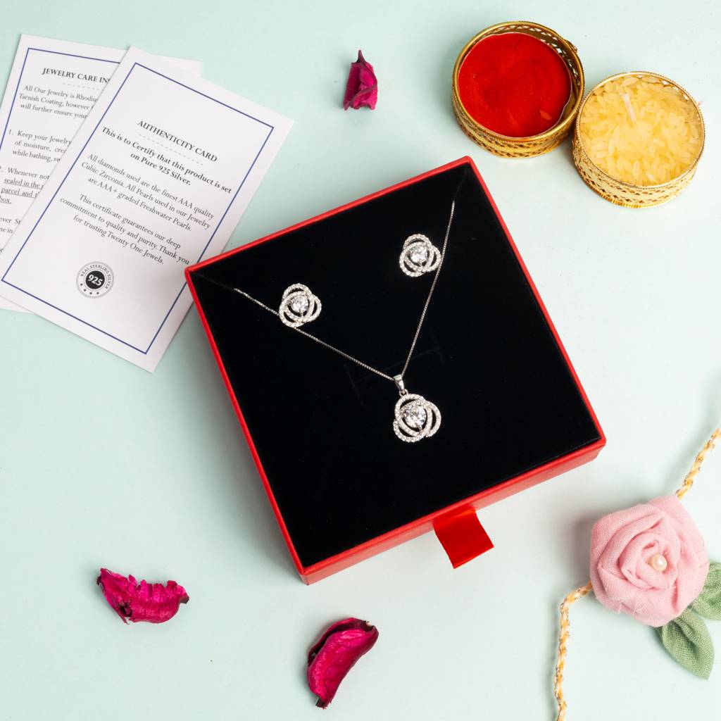 Intertwined Fauzia Solitaire Pendant Set On Pure 925 Silver : TPS5103